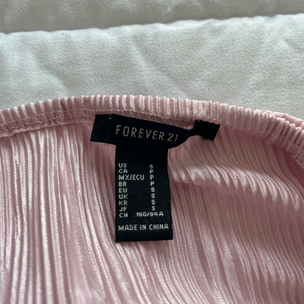 forever 21 pink cropped top - Picture 2 of 3